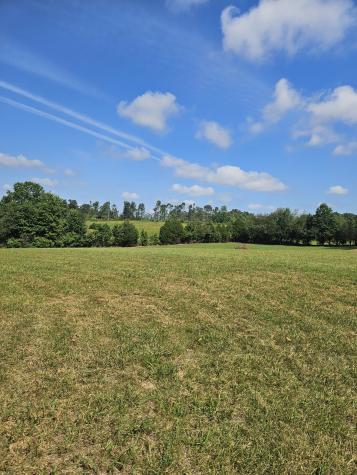 425 Nubia Road Westmoreland TN 37186