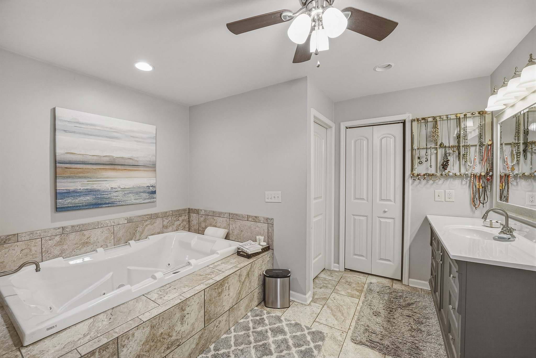 811 Hogans Branch Road Hendersonville TN 37075