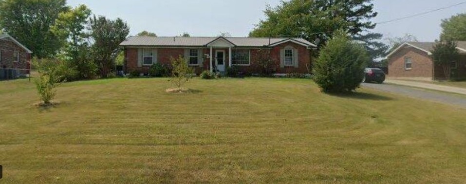 2202 Lynwood Drive Greenbrier TN 37073