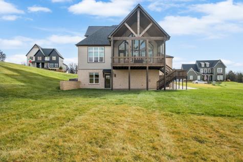 7004 Lampkins Crossing Drive College Grove TN 37046