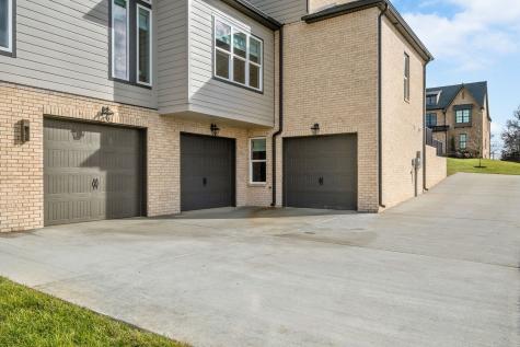7004 Lampkins Crossing Drive College Grove TN 37046