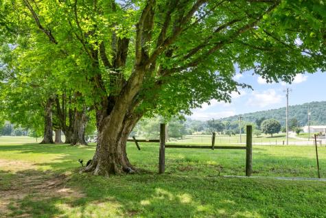 1364 Country Club Road Sparta TN 38583