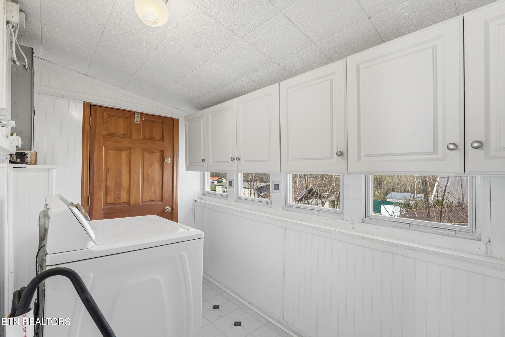 601 Kingston Street Lenoir City TN 37771