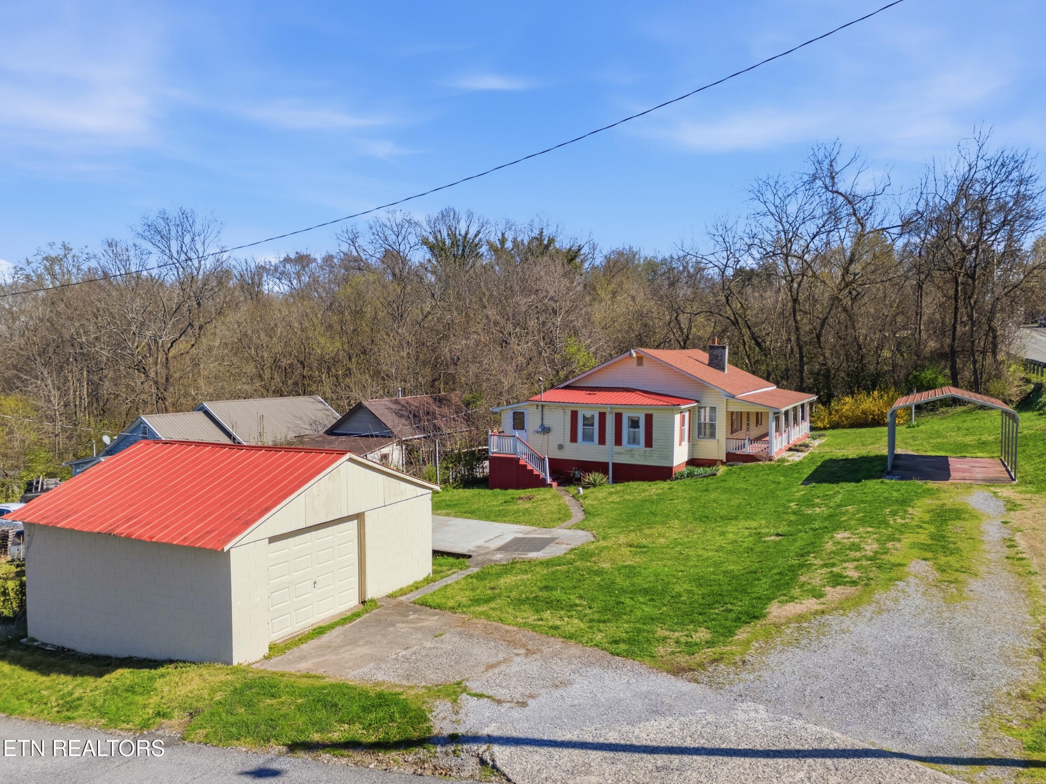 601 Kingston Street Lenoir City TN 37771