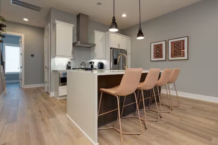 501 27th Ave, N Nashville TN 37209