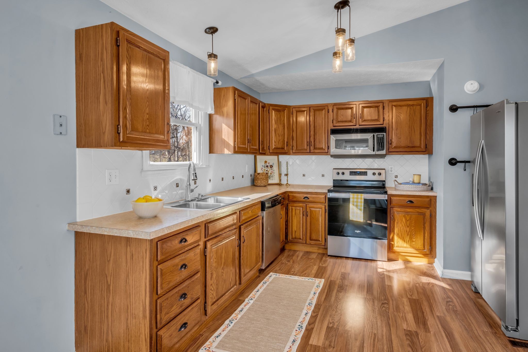 1006 Twin Oaks Drive White Bluff TN 37187