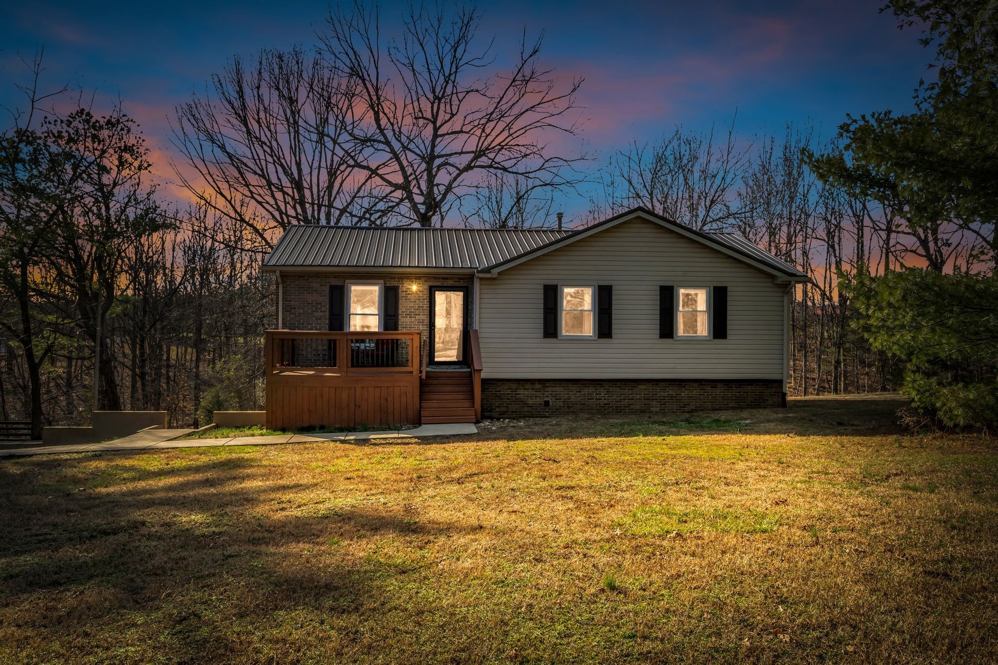 1006 Twin Oaks Drive White Bluff TN 37187