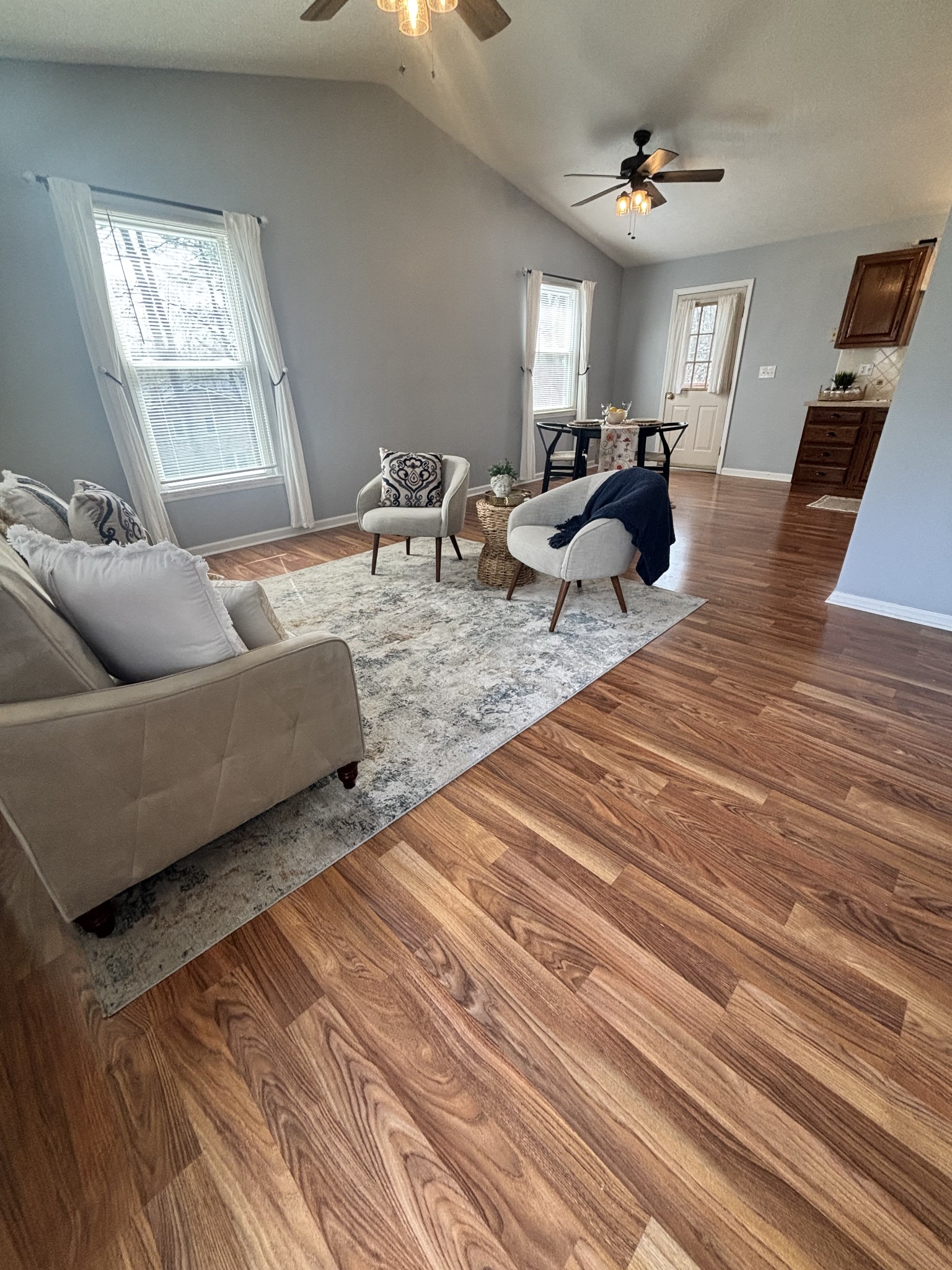 1006 Twin Oaks Drive White Bluff TN 37187