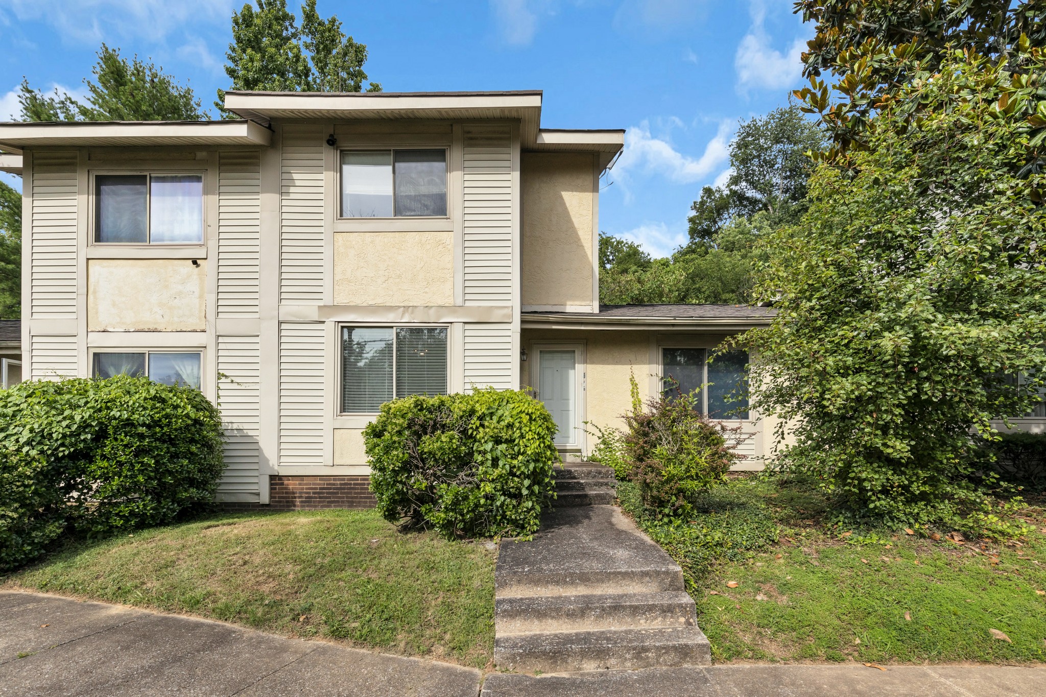 4958 Edmondson Pike Nashville TN 37211