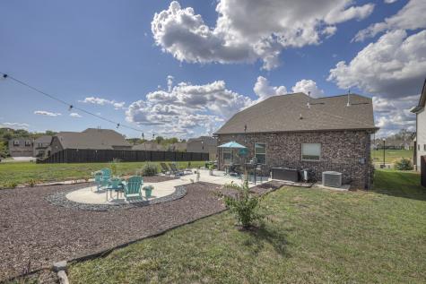 1239 Westgate Drive Gallatin TN 37066