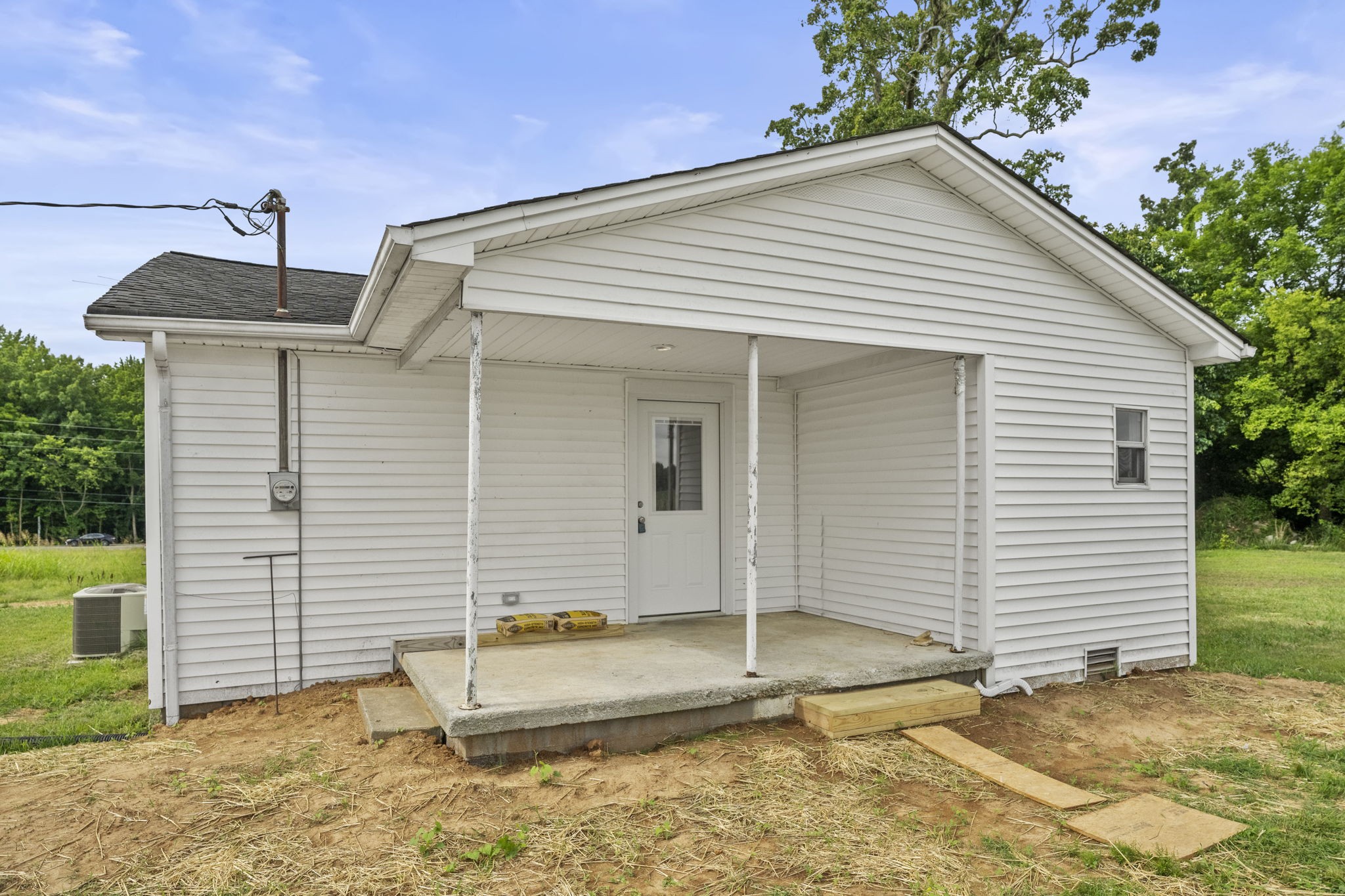 7230 Highway 49, E Springfield TN 37172
