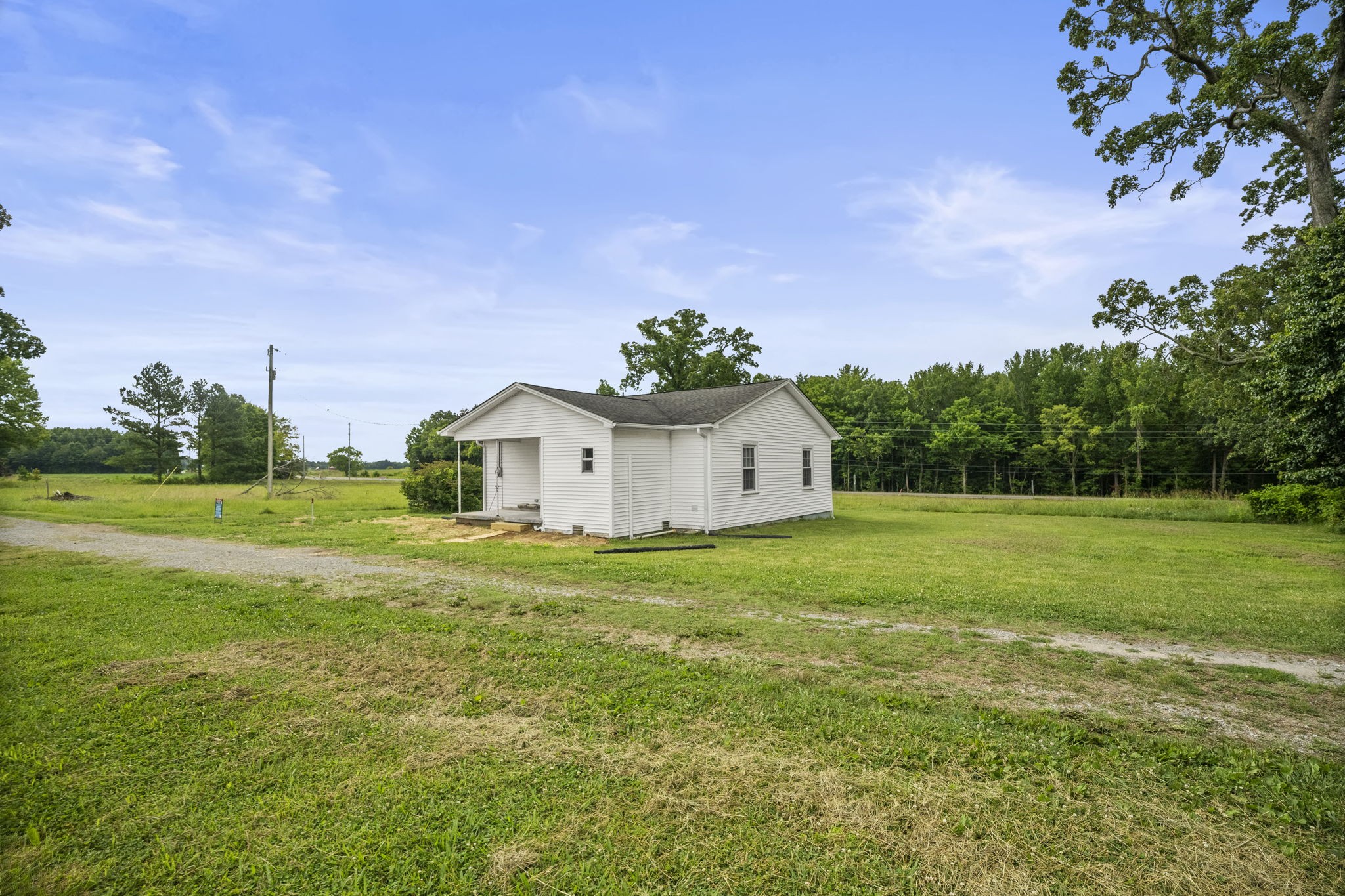 7230 Highway 49, E Springfield TN 37172