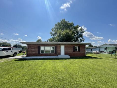 107 10th Ave, N Decherd TN 37324