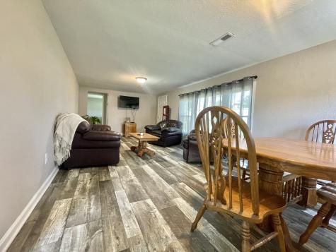 107 10th Ave, N Decherd TN 37324