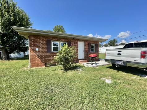 107 10th Ave, N Decherd TN 37324