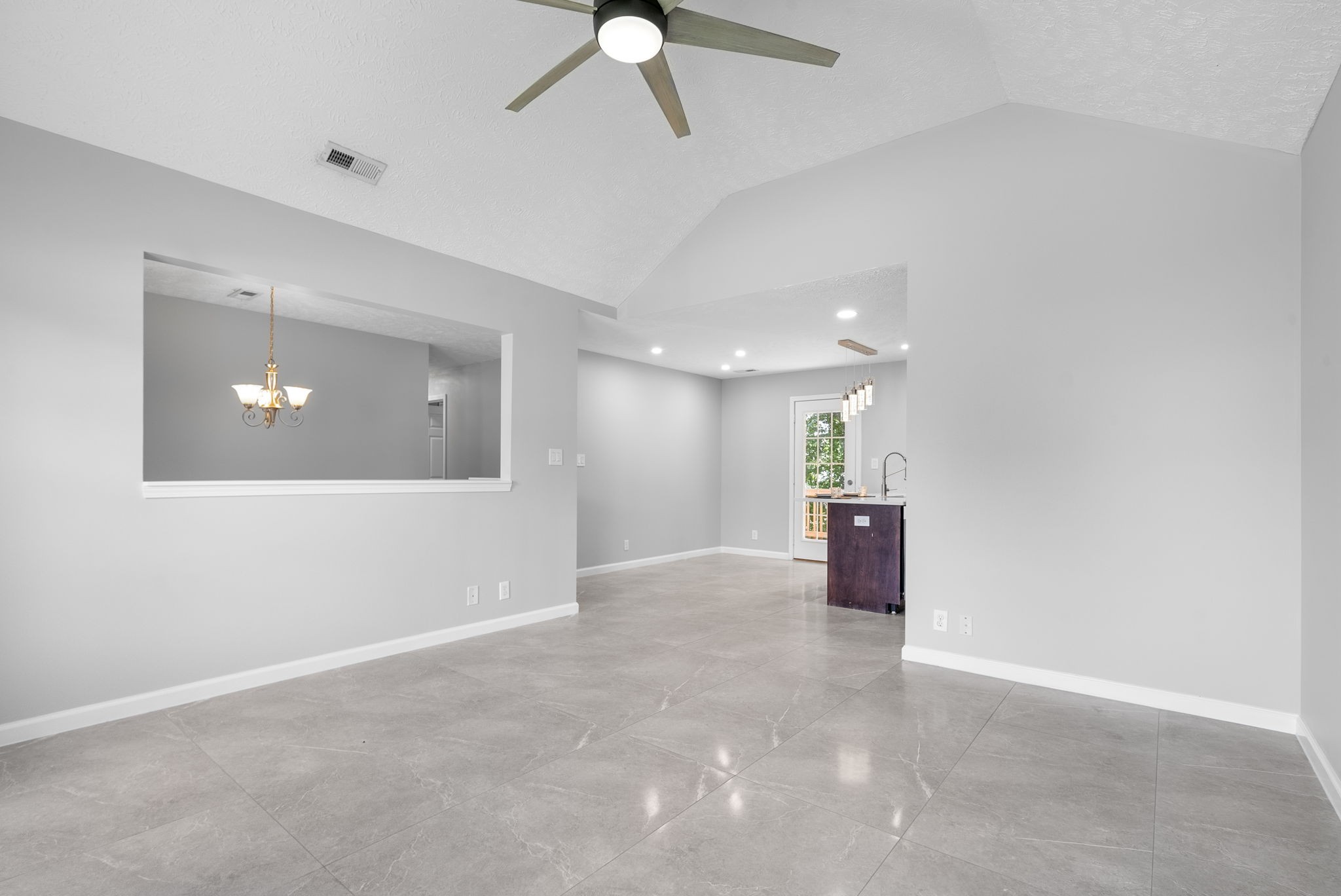 1648 Broad Circle Clarksville TN 37042