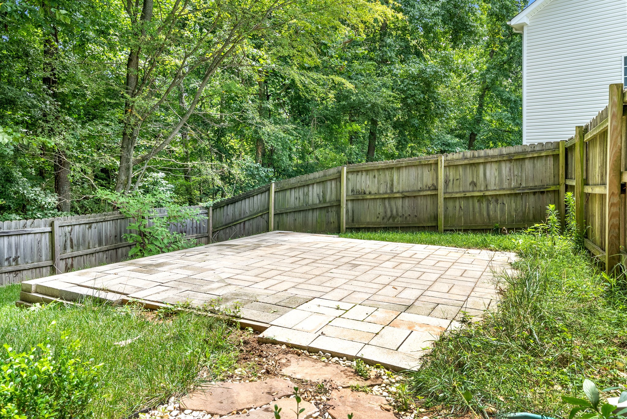 1648 Broad Circle Clarksville TN 37042