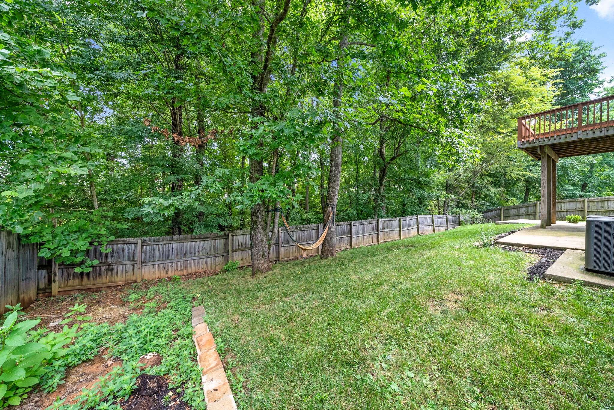 1648 Broad Circle Clarksville TN 37042