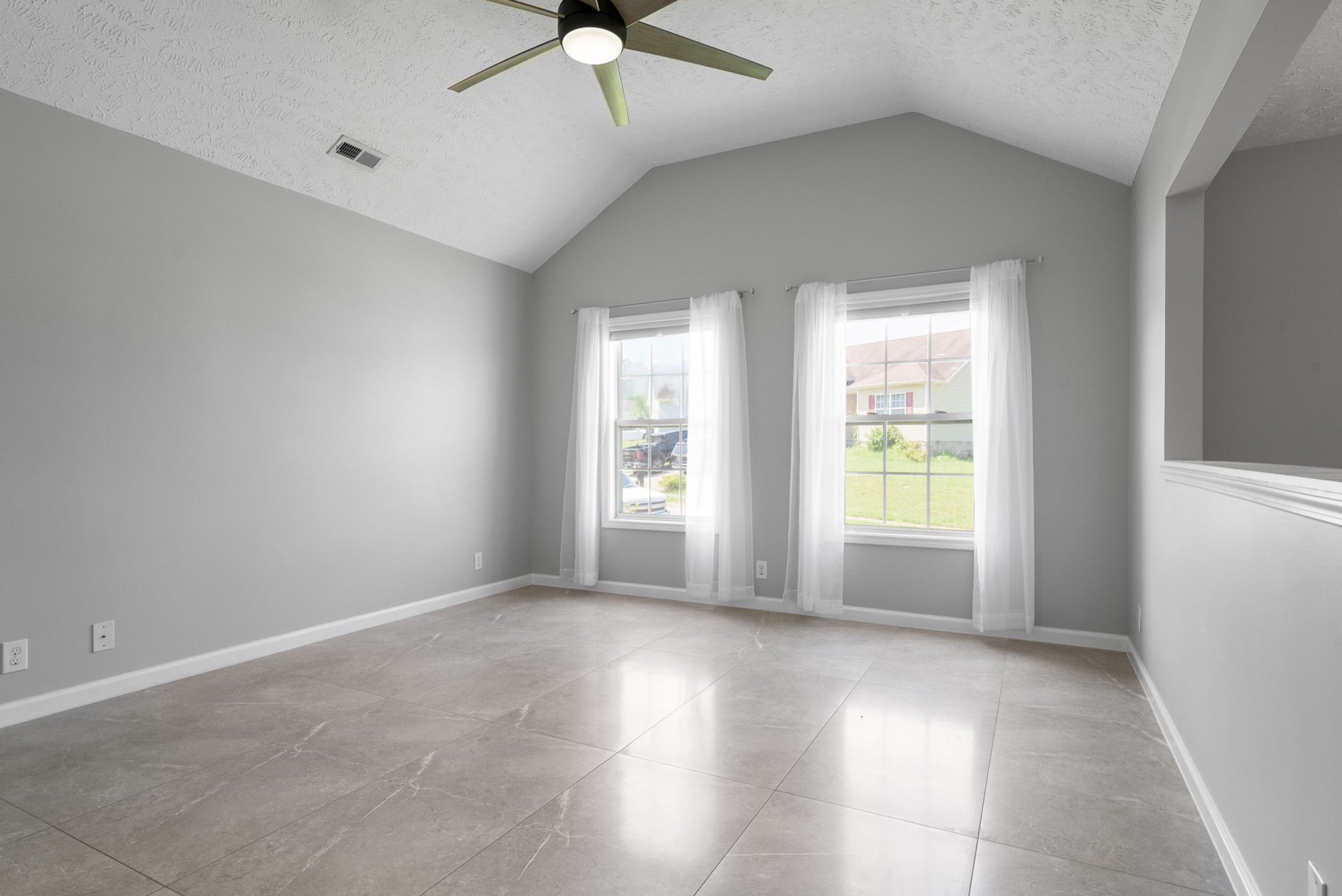 1648 Broad Circle Clarksville TN 37042