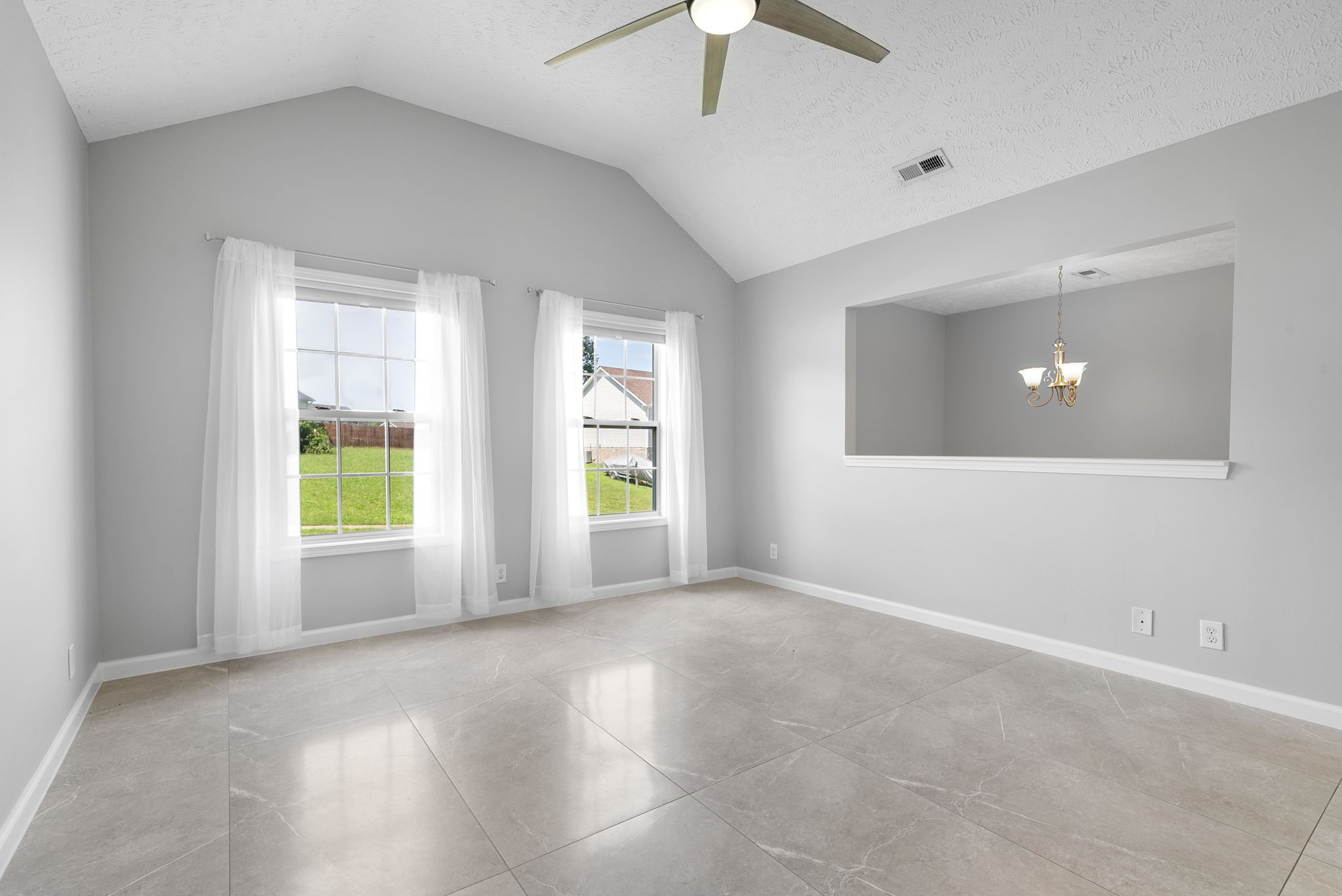 1648 Broad Circle Clarksville TN 37042