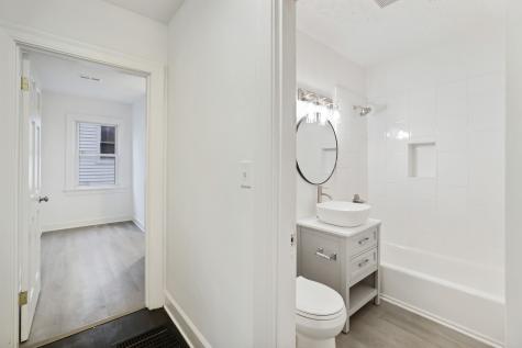522 E Trinity Ln, E Nashville TN 37207