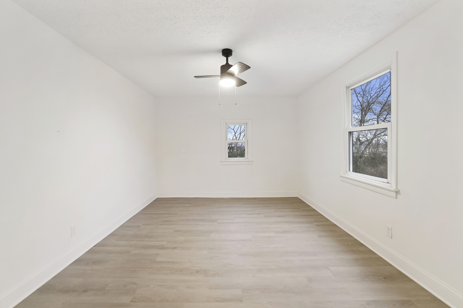 522 E Trinity Ln, E Nashville TN 37207