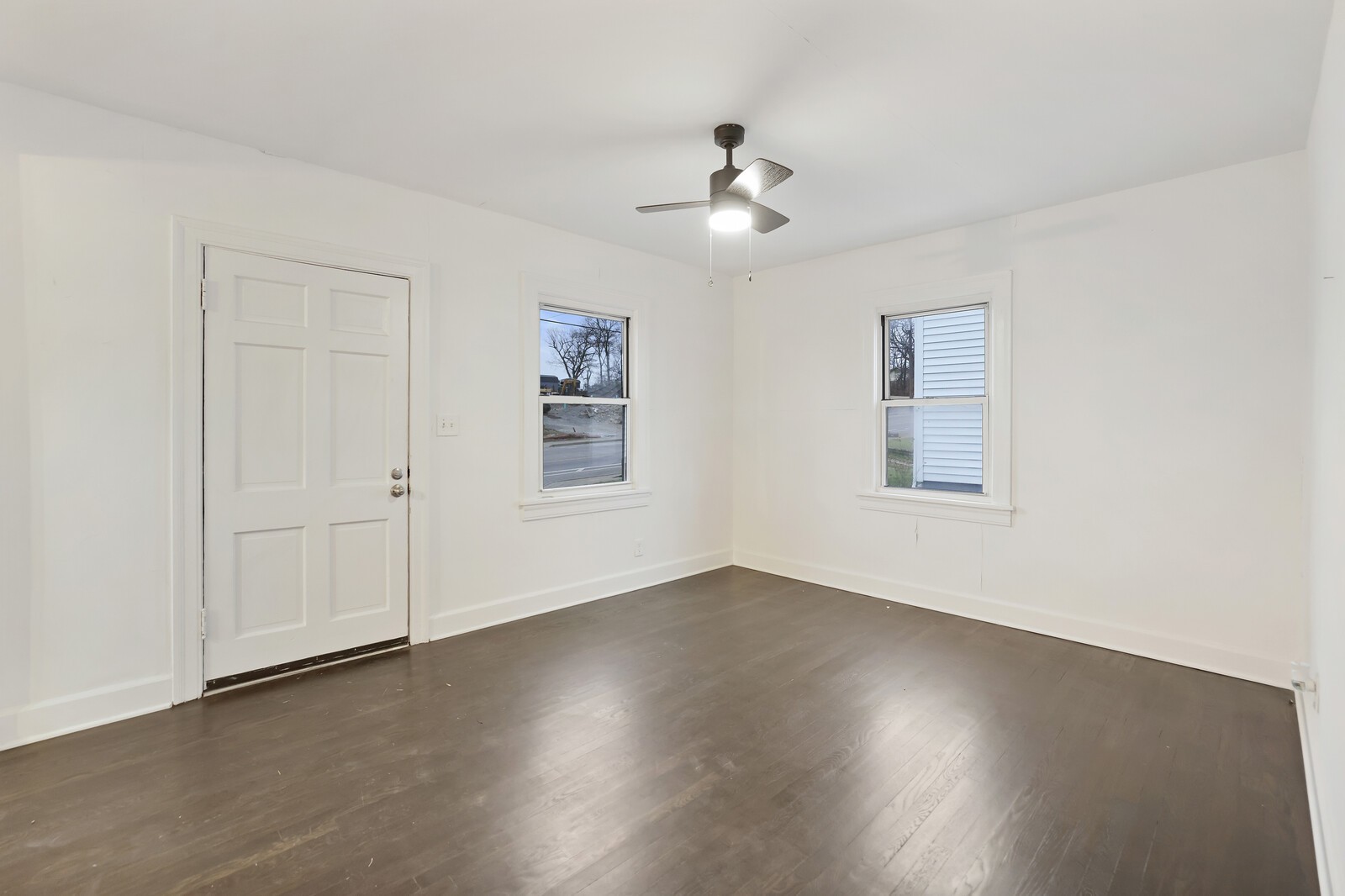 522 E Trinity Ln, E Nashville TN 37207