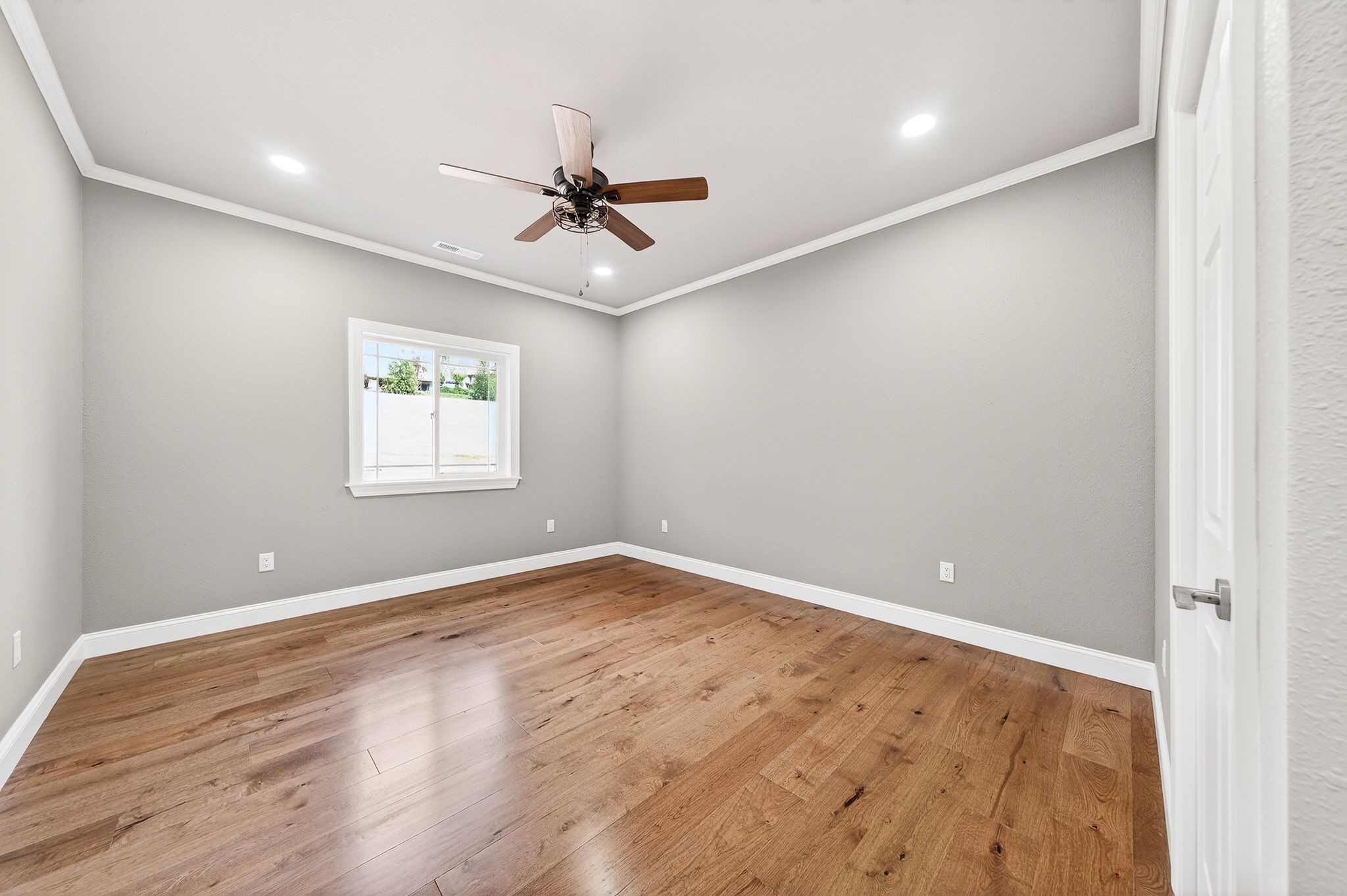 124 Virginia Avenue Livingston TN 38570