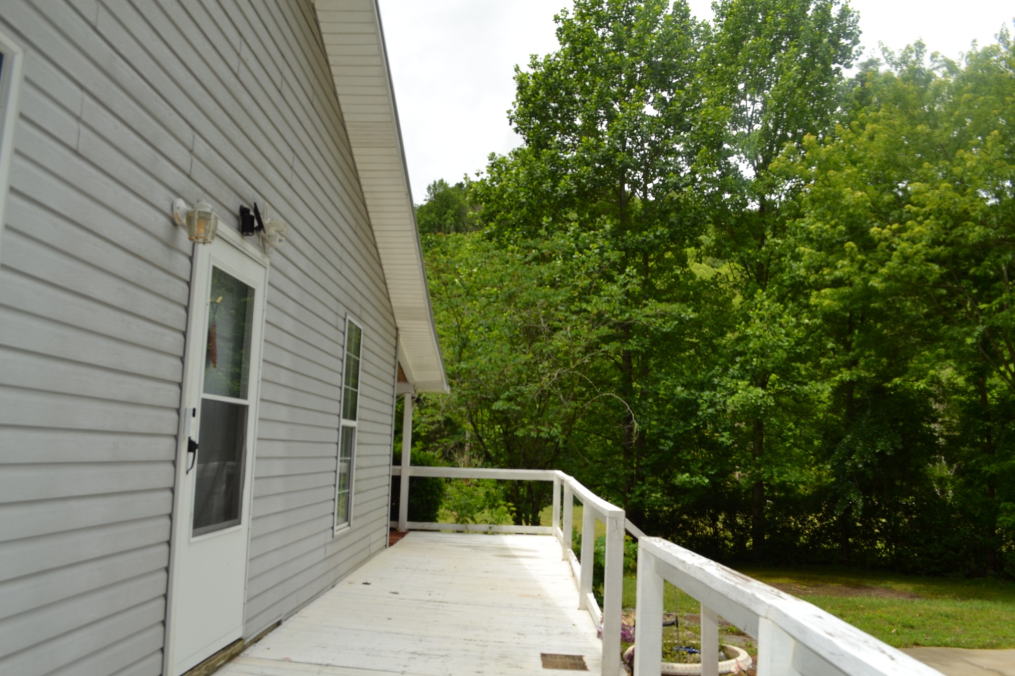 1505 Add Stafford Road Hilham TN 38568