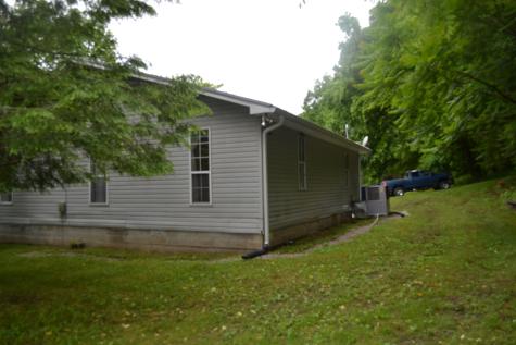 1505 Add Stafford Road Hilham TN 38568