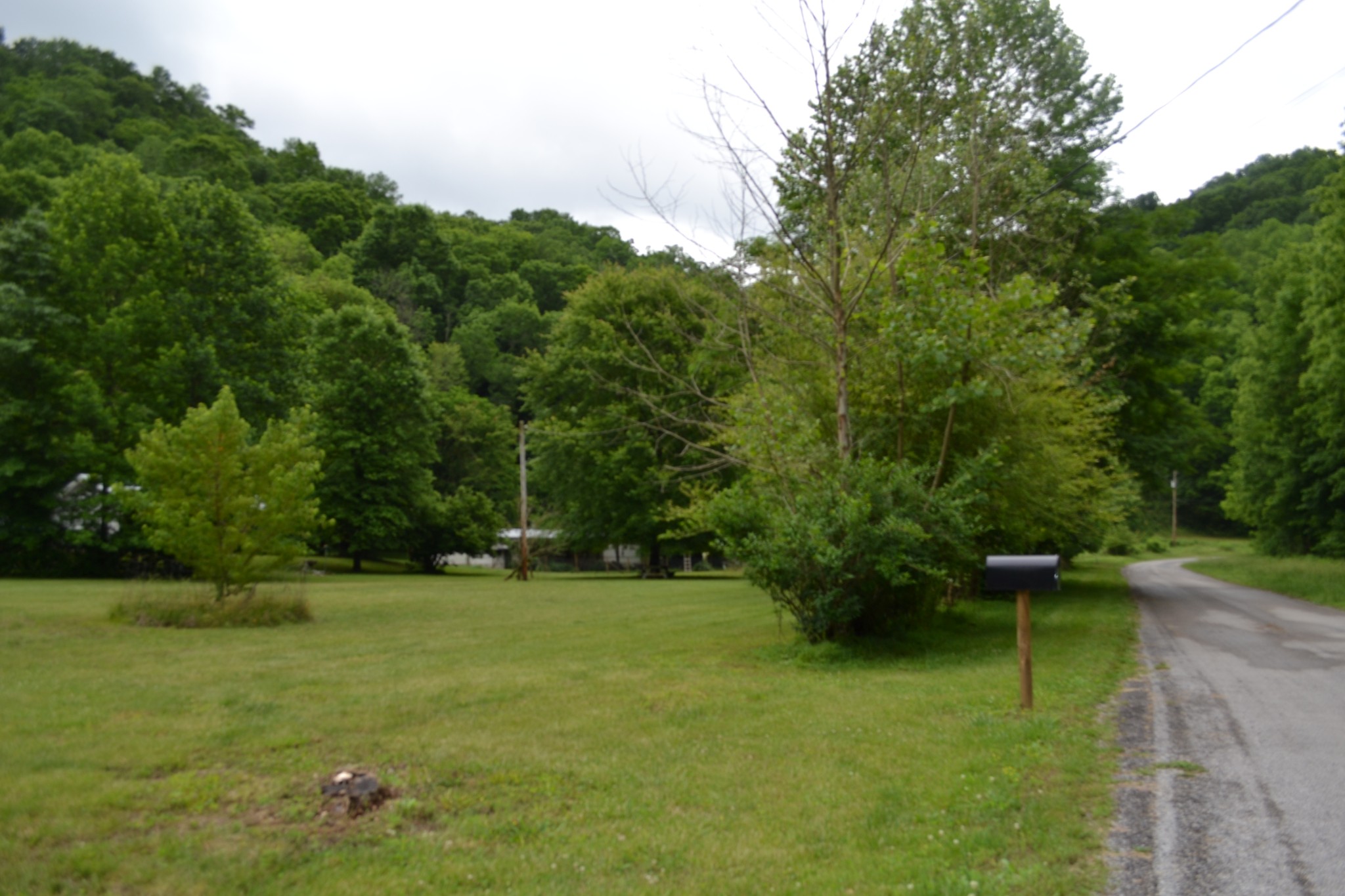 1505 Add Stafford Road Hilham TN 38568