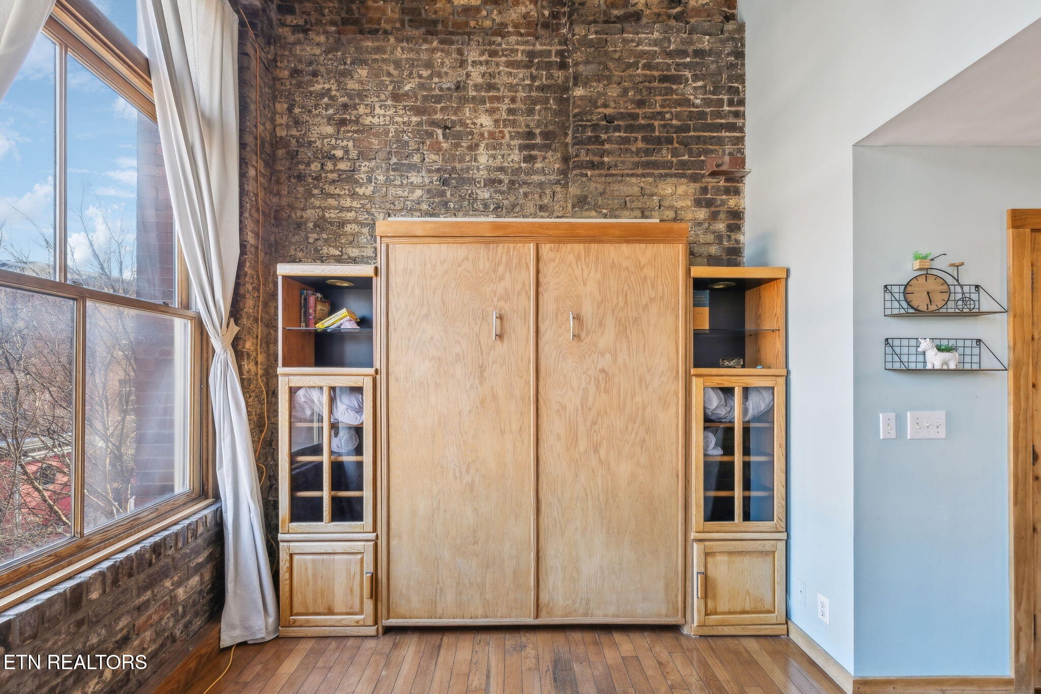 105 W Jackson Avenue Knoxville TN 37902