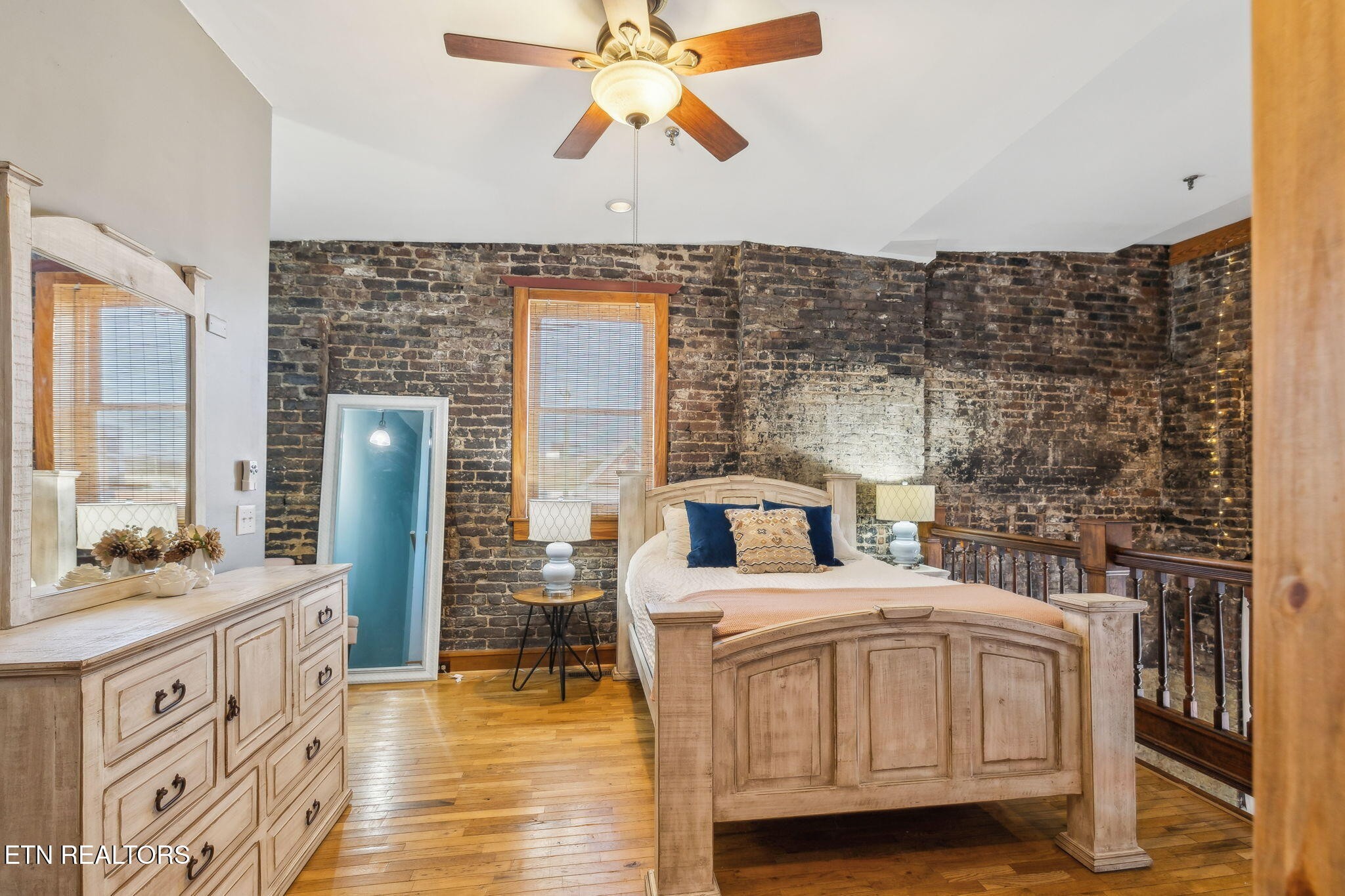 105 W Jackson Avenue Knoxville TN 37902