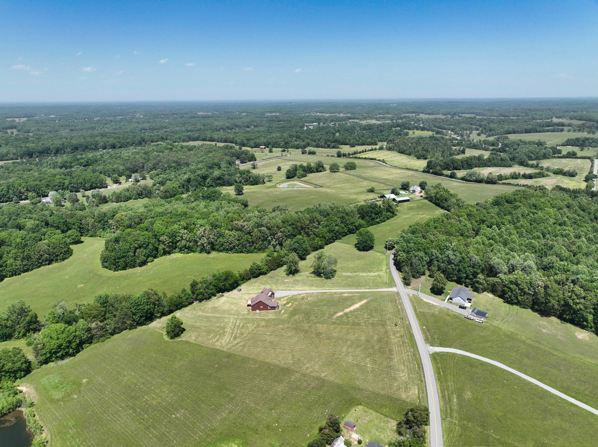 1693 Ab Wade Road Portland TN 37148
