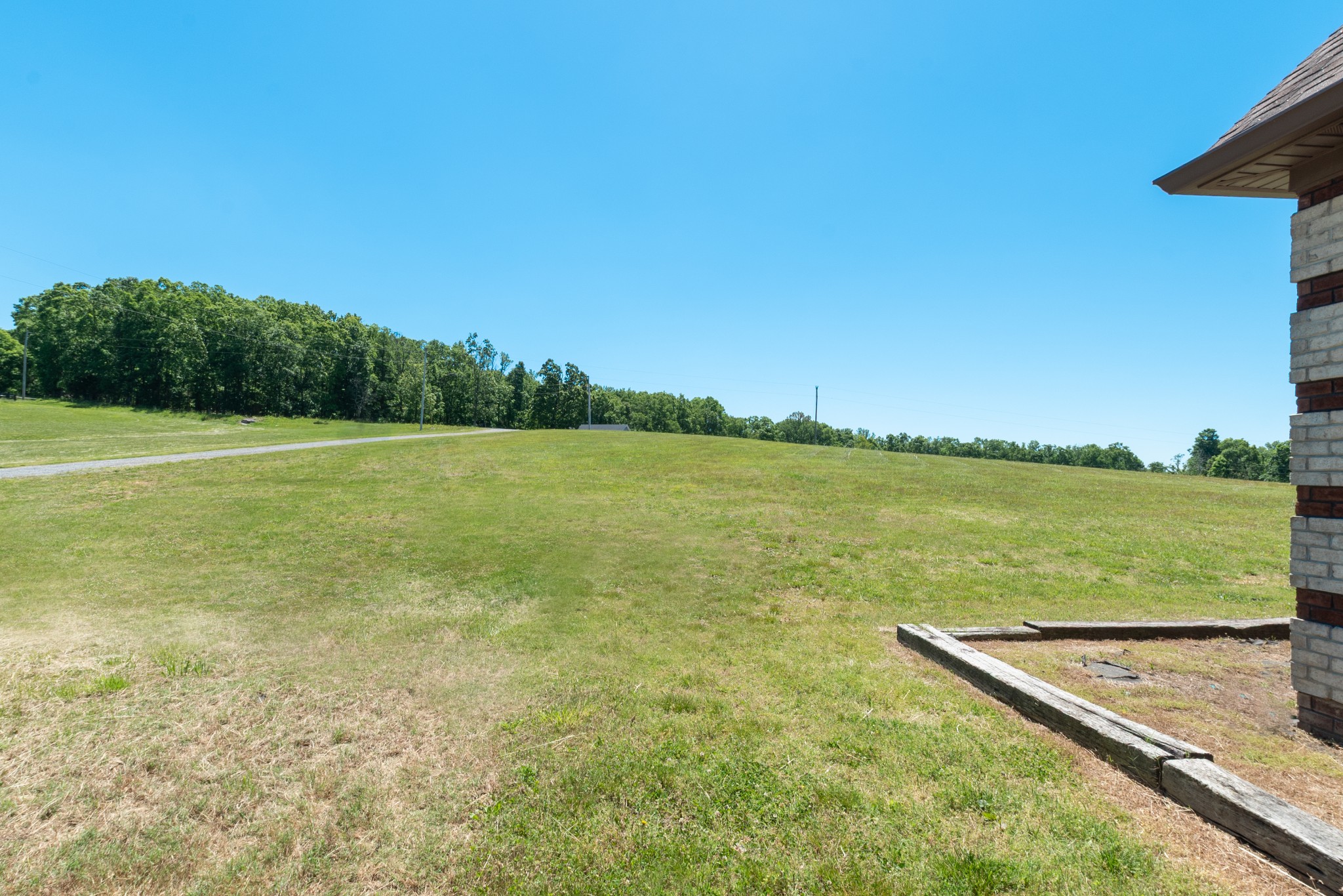 1693 Ab Wade Road Portland TN 37148