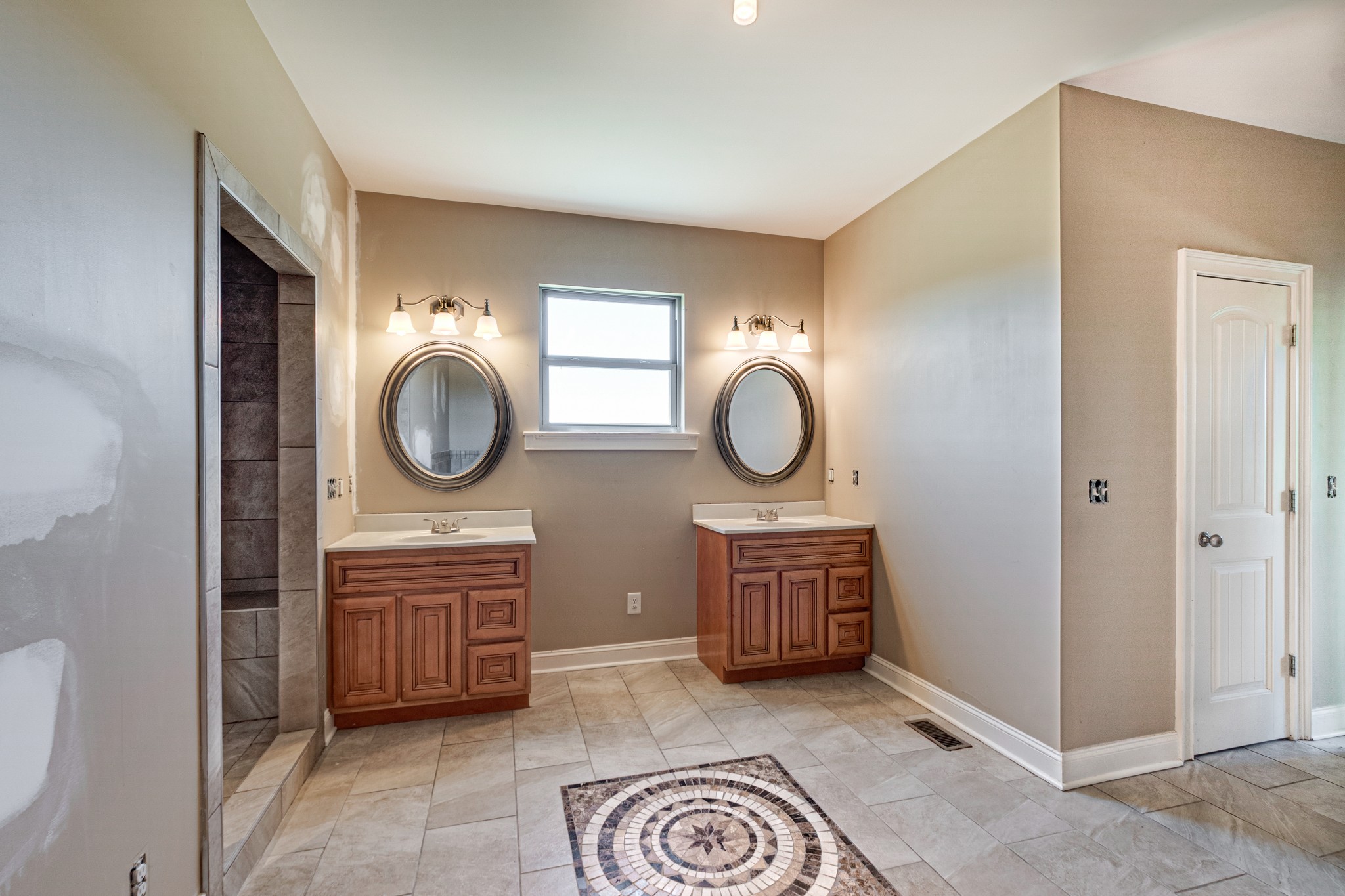 1693 Ab Wade Road Portland TN 37148