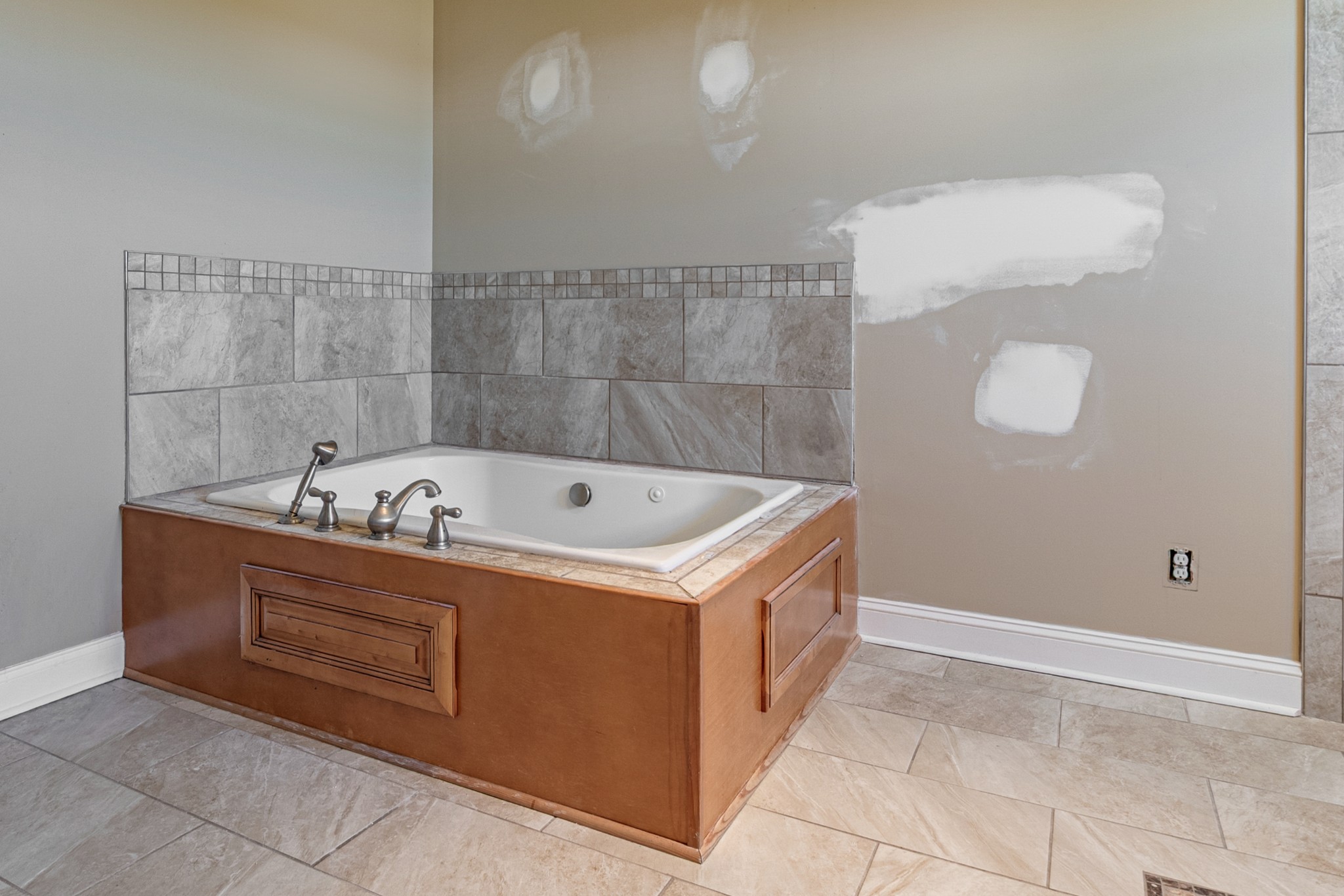 1693 Ab Wade Road Portland TN 37148