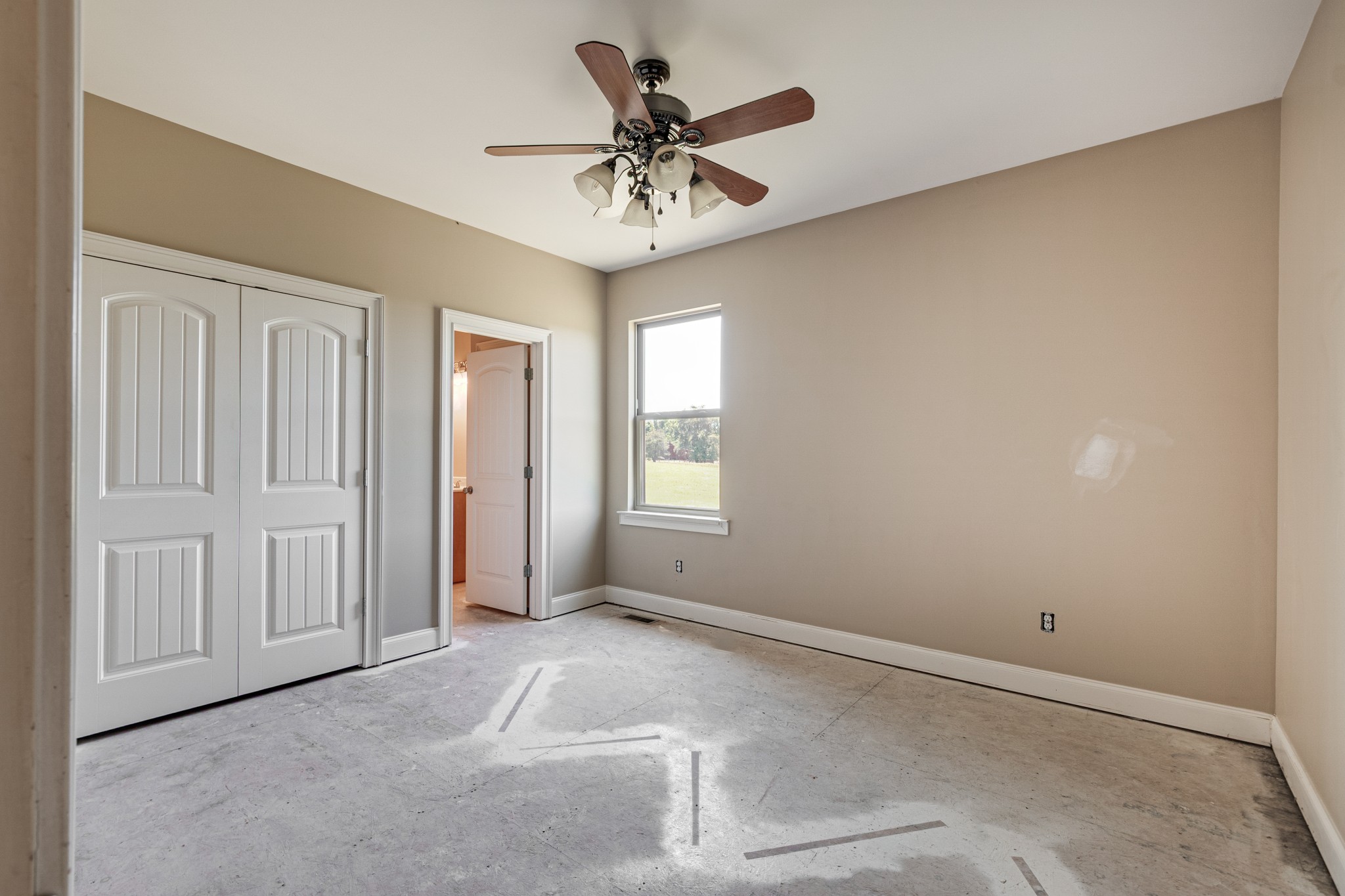 1693 Ab Wade Road Portland TN 37148
