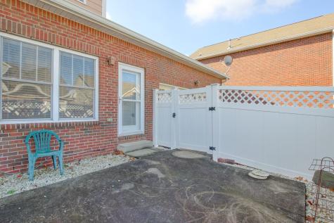 456 Pond Apple Road Clarksville TN 37043