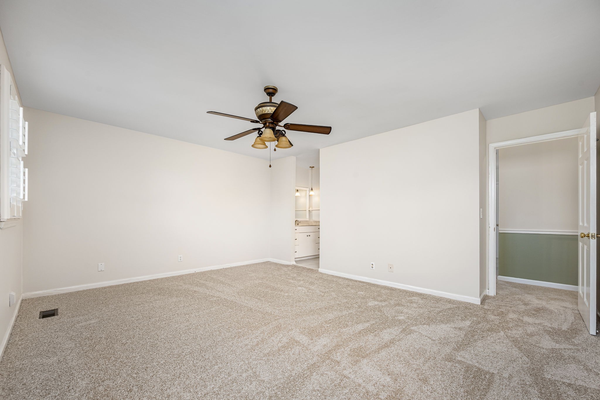 1002 E Northfield Blvd, E Murfreesboro TN 37130