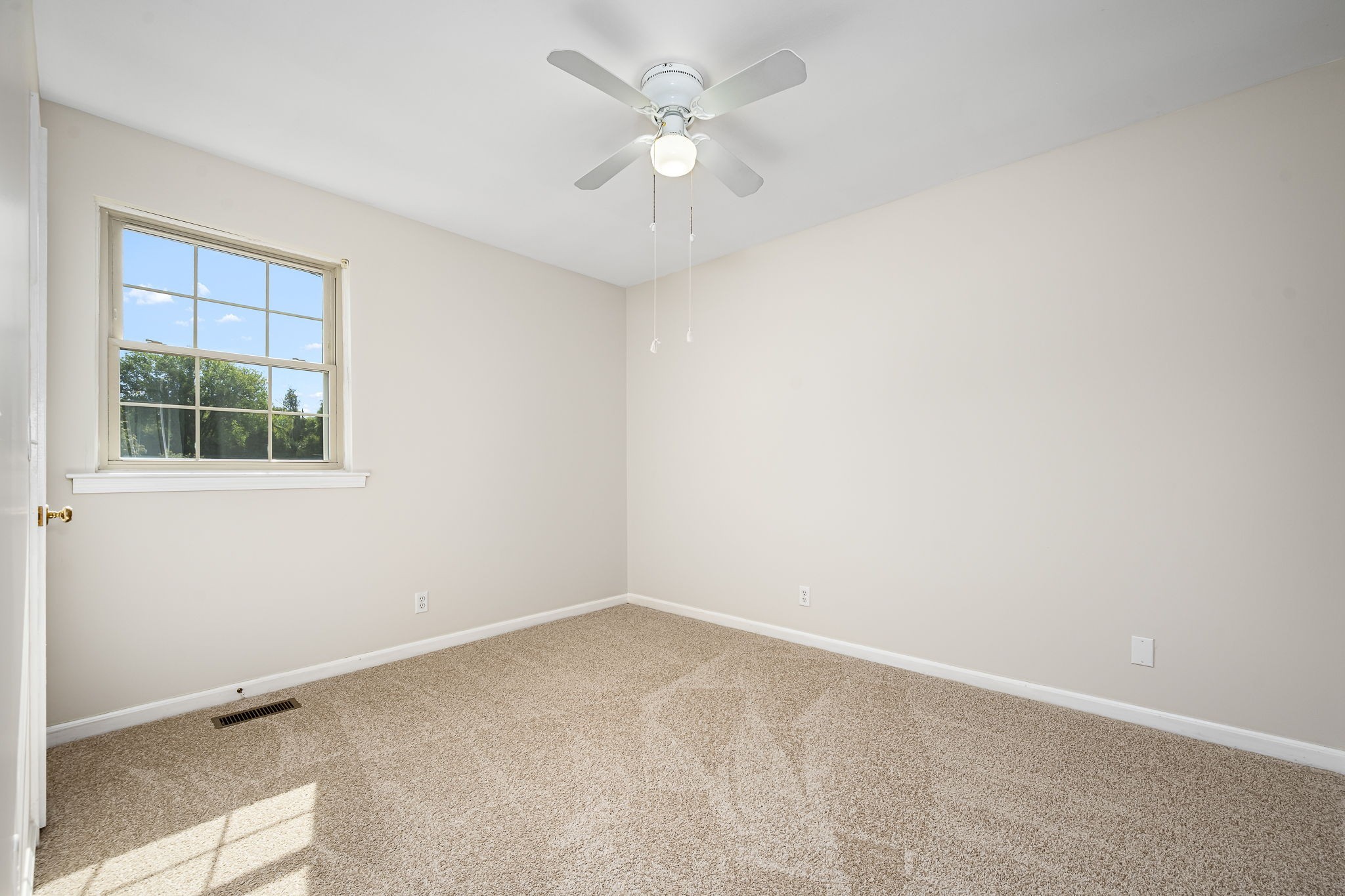 1002 E Northfield Blvd, E Murfreesboro TN 37130