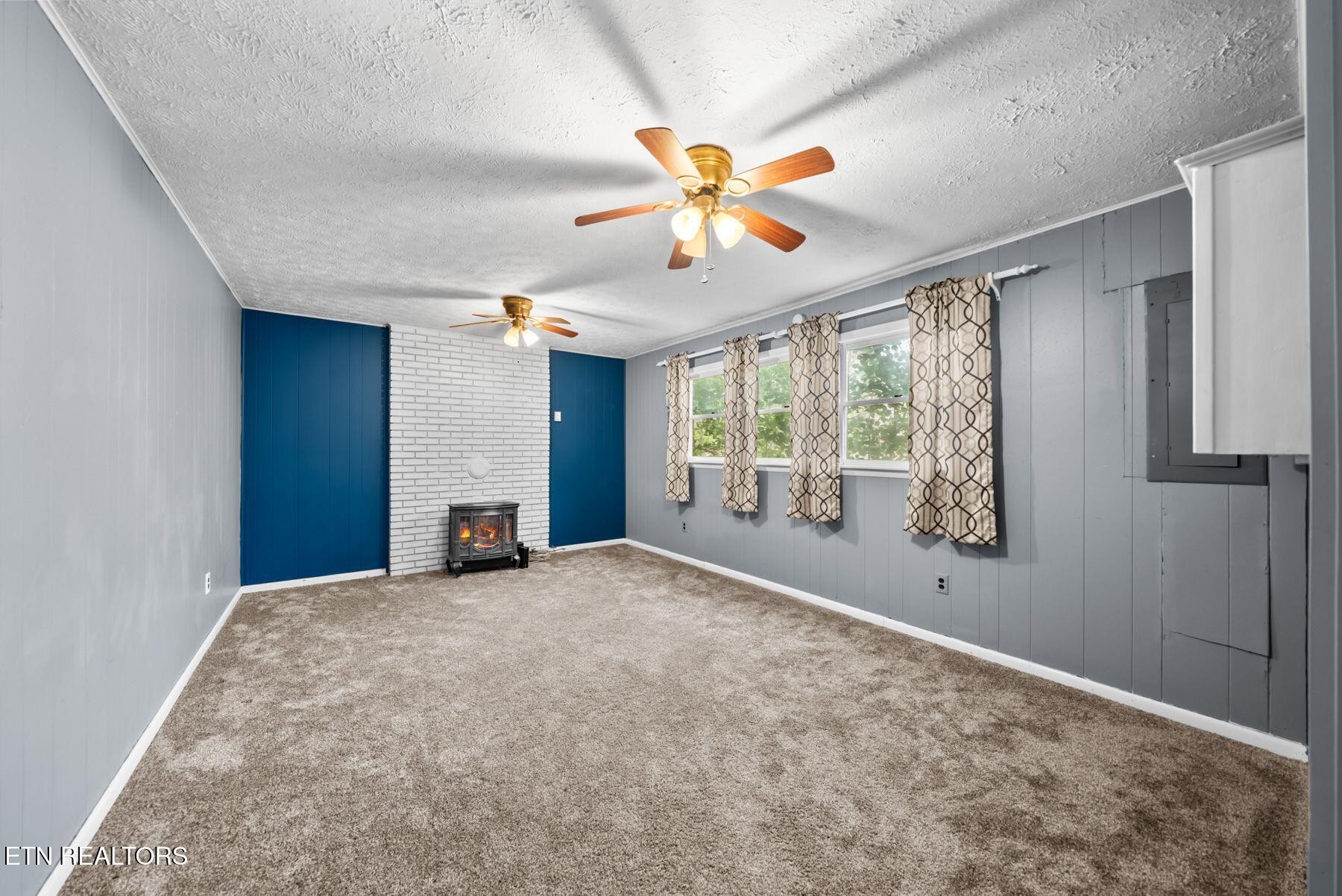 2275 Spruce Loop Crossville TN 38555