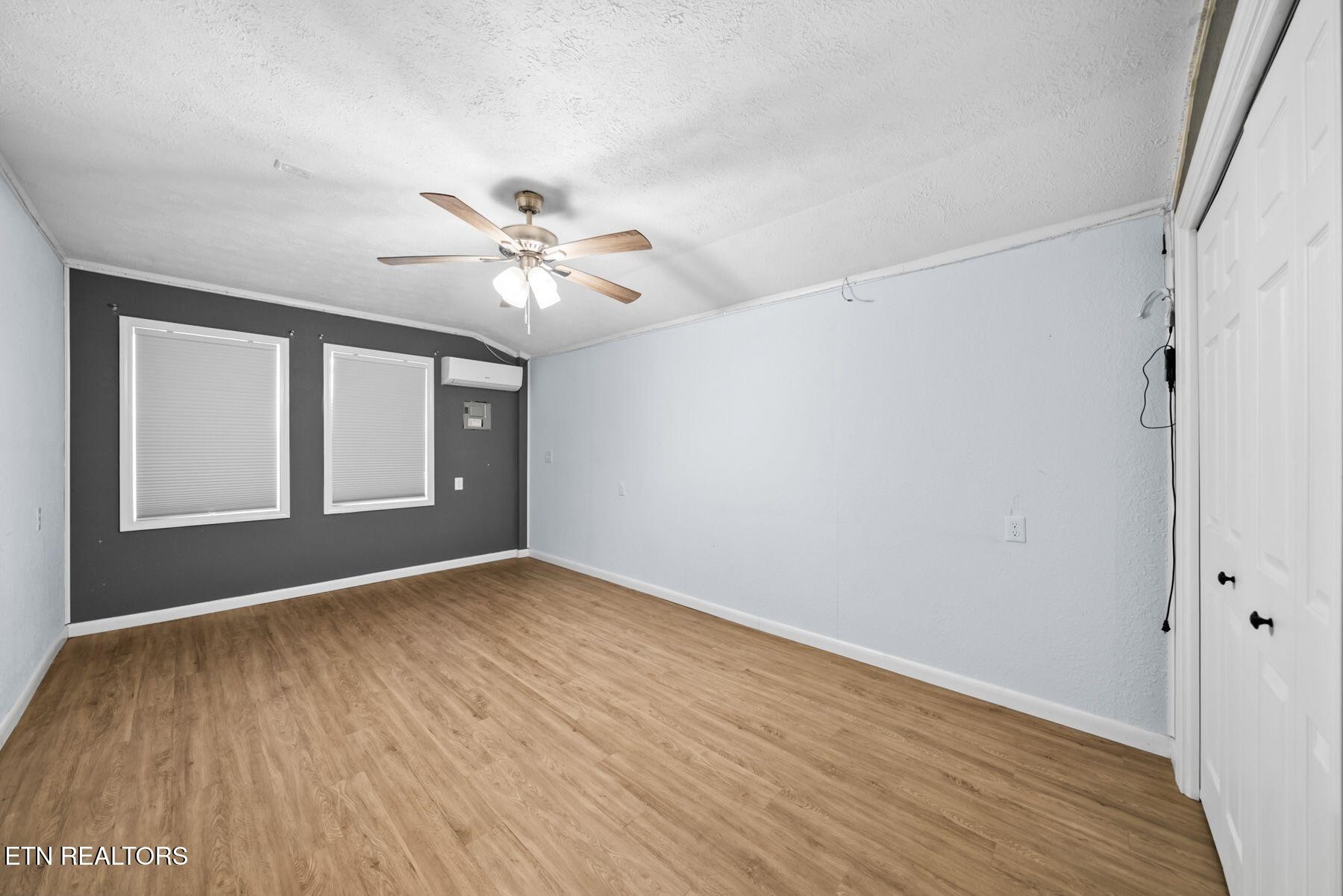 2275 Spruce Loop Crossville TN 38555