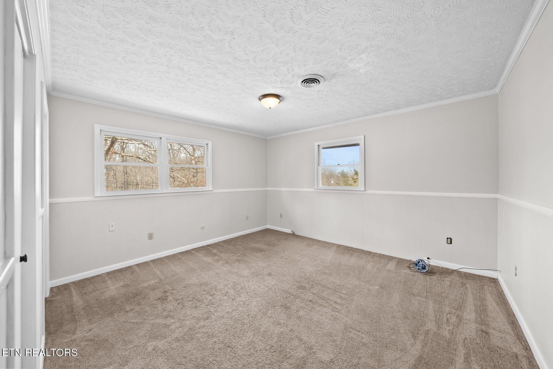 2275 Spruce Loop Crossville TN 38555