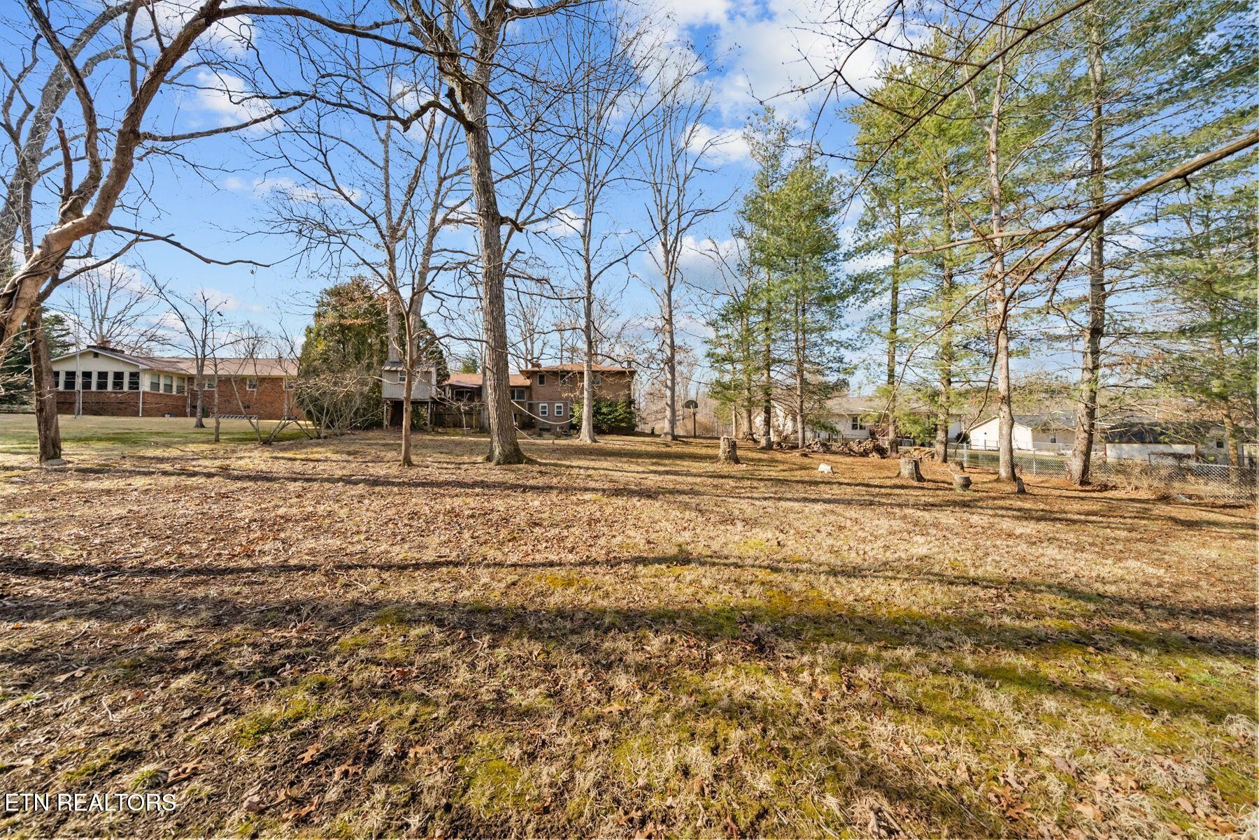 2275 Spruce Loop Crossville TN 38555