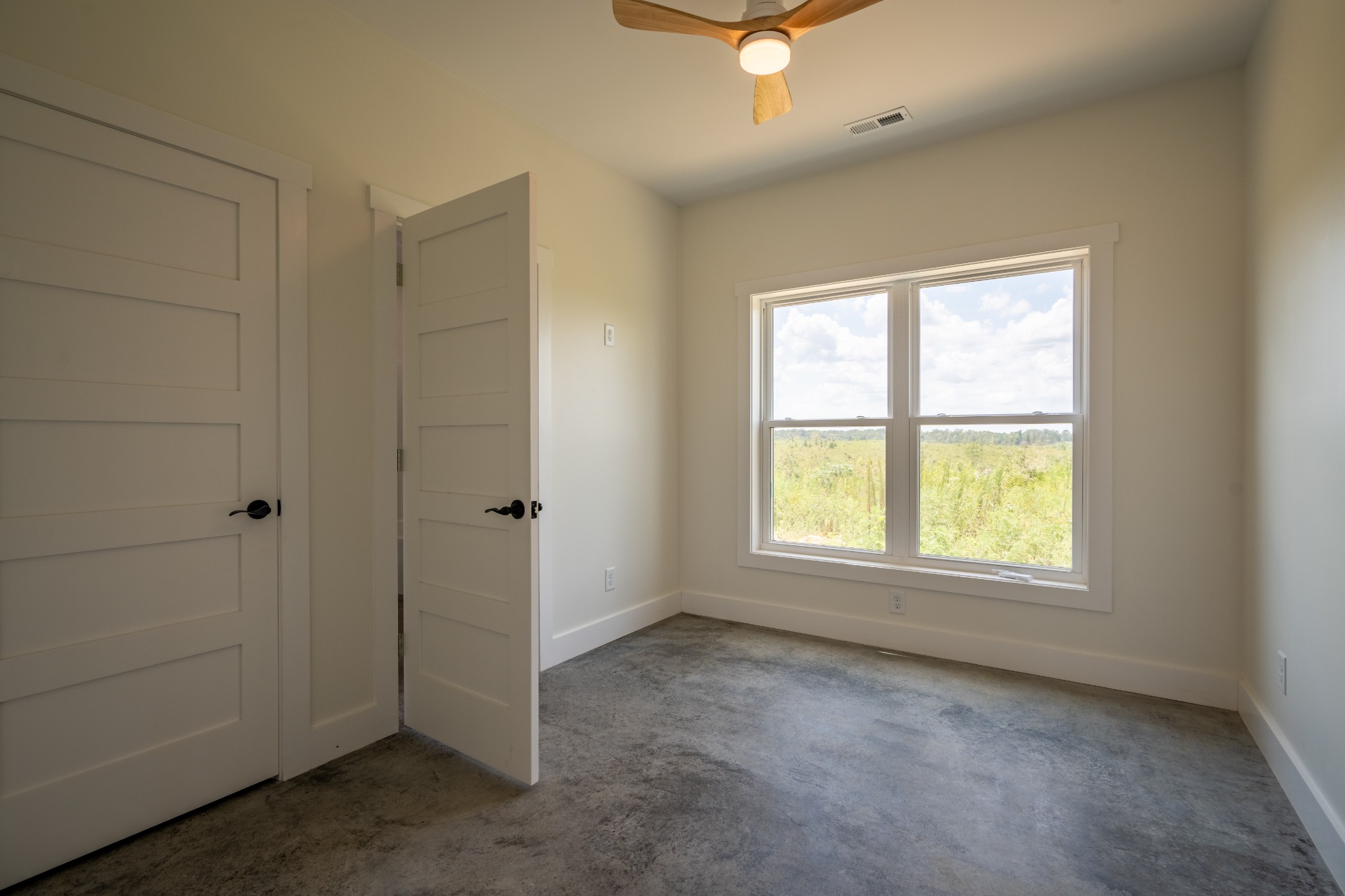 241 Springer Hohenwald TN 38462