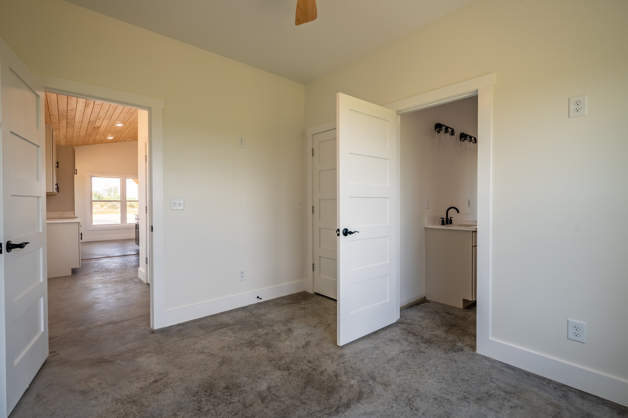 241 Springer Hohenwald TN 38462