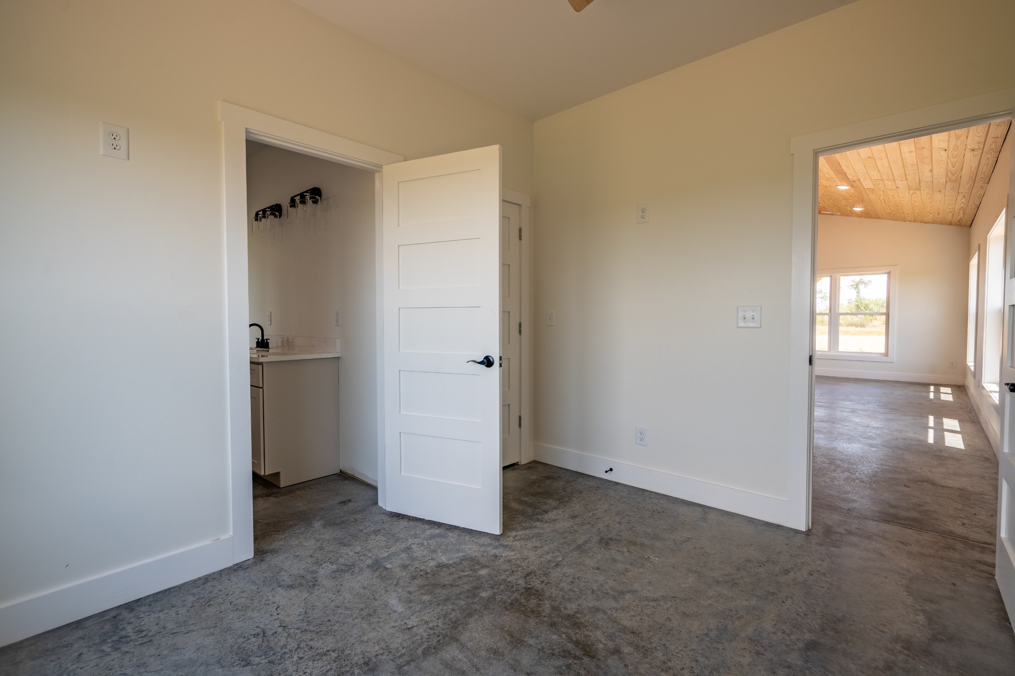 241 Springer Hohenwald TN 38462