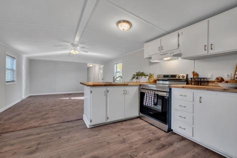 9412 Sugar Tree Drive Bon Aqua TN 37025