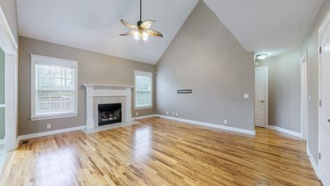 102 Winter Wood Dr, S Murfreesboro TN 37129